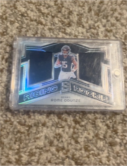 2024 Panini Spectra Rising Rookie Materials #RRM-ROE Rome Odunze — front