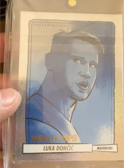 2023-24 Panini NBA Hoops Presentations #7 Luka Dončić — front