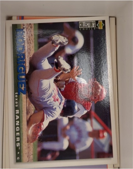 1995 Upper Deck Collector's Choice #391 Ivan Rodriguez — front
