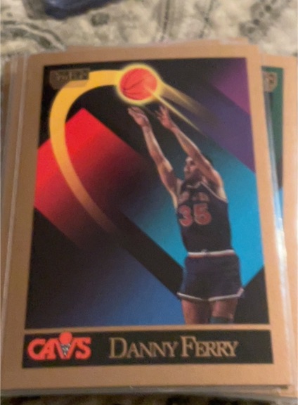 1990-91 SkyBox #375 Danny Ferry — front
