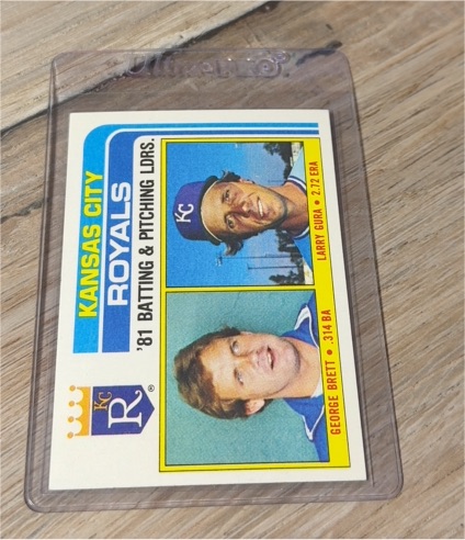 1982 Topps #96 George Brett/Larry Gura Kansas City Royals Team Checklist — front