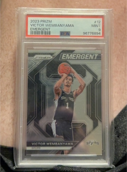 2023 Panini Prizm #12 Victor Wembanyama Emergent — front