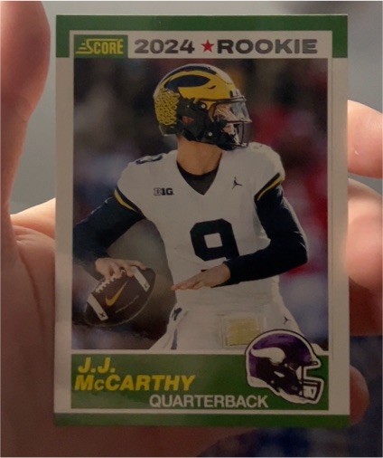 2024 Panini Score #8 J.J. McCarthy — front