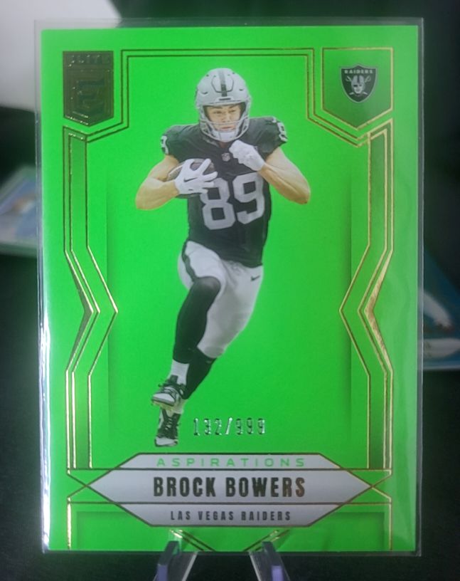 2025 Panini Donruss Elite #13 Brock Bowers Aspirations Lime Green — front