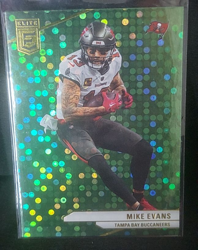 2024 Donruss Elite #125 Mike Evans Green Disco — front