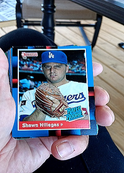 1988 Donruss #35 Shawn Hillegas — front