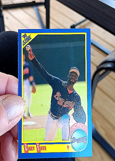 1990 Score #621 Gary Eave — front