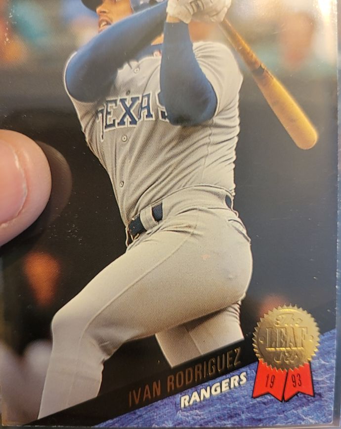 1993 Leaf #5 Ivan Rodriguez — front
