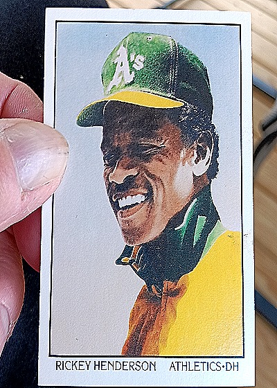 1990 Score #686 Rickey Henderson — front