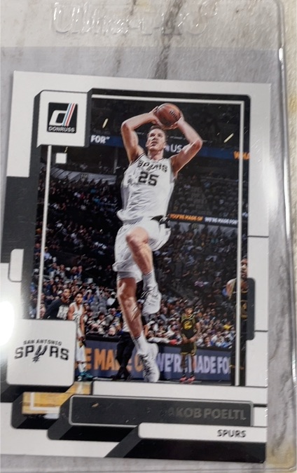 2022-23 Panini Donruss #172 Jakob Poeltl — front