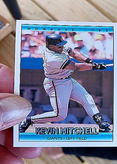 1992 Donruss #201 Kevin Mitchell — front