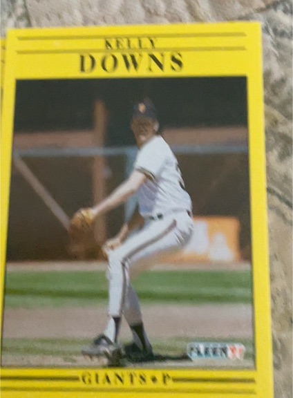 1991 Fleer #261 Kelly Downs — front