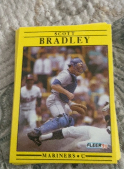 1991 Fleer #443 Scott Bradley — front