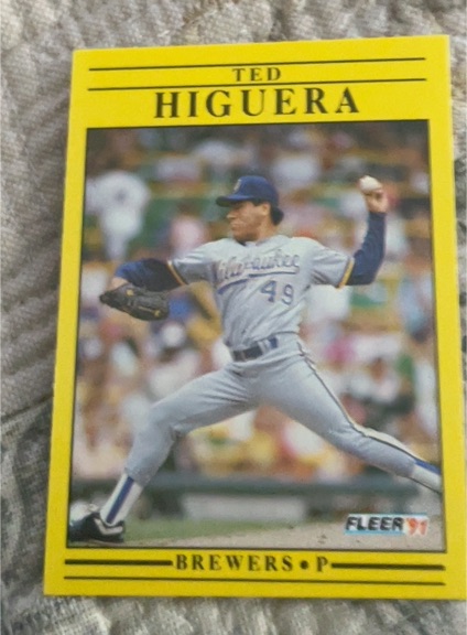 1991 Fleer #586 Ted Higuera — front