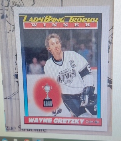 1991-92 O-Pee-Chee #520 Wayne Gretzky Lady Byng Trophy Winner — front