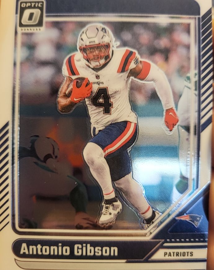 2024 Donruss Optic #135 Antonio Gibson — front