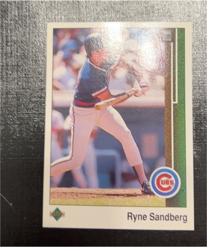 1989 Upper Deck #120 Ryne Sandberg — front