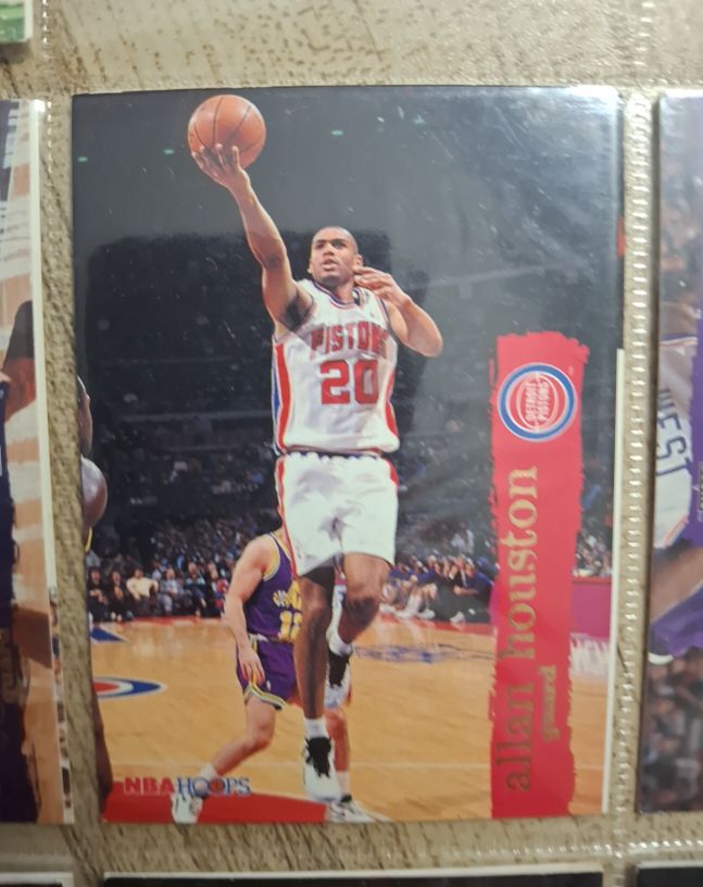 1995-96 NBA Hoops #47 Allan Houston — front