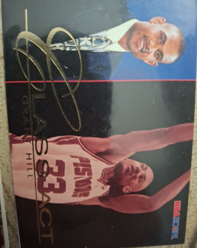 1995 Hoops #237 Grant Hill — front