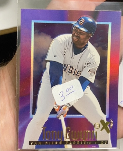 1997 Exquisite Collection #7 Tony Gwynn — front