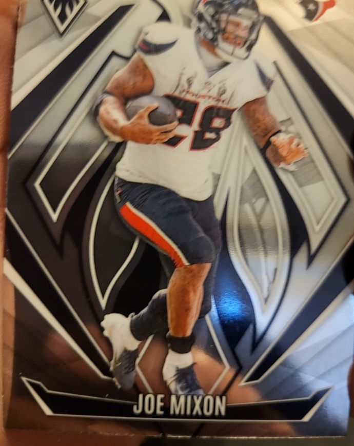 2024 Panini Phoenix #81 Joe Mixon — front