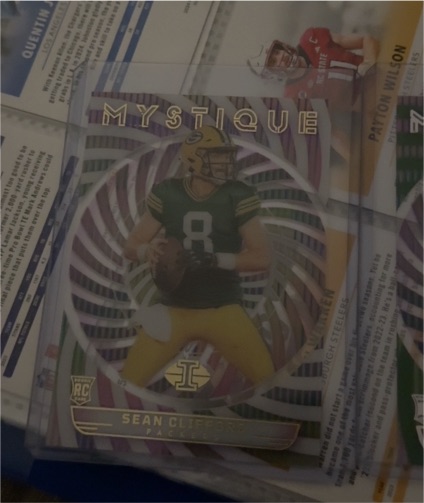 2023 Panini Illusions Mystique #8 Sean Clifford — front