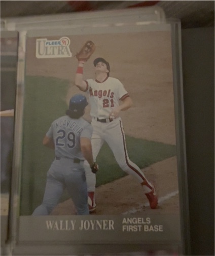 1991 Fleer Ultra #48 Wally Joyner — front