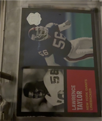 2015 Topps 60th Anniversary #T60-LT Lawrence Taylor — front