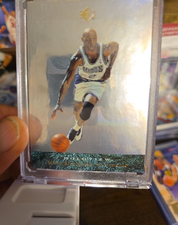 1995 SP Holoview #12 Mitch Richmond — front