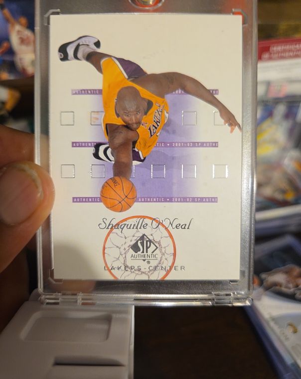 2001-02 SP Authentic #39 Shaquille O'Neal — front