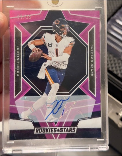 2023 Panini Rookies & Stars #18 Justin Fields — front