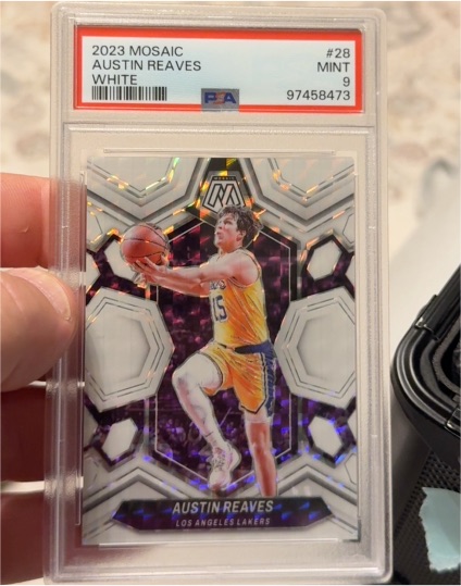 2023 Panini Mosaic #28 Austin Reaves White — front