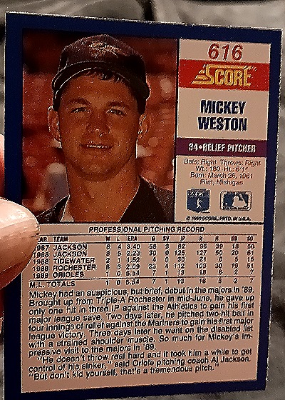 1990 Score #616 Mickey Weston — back