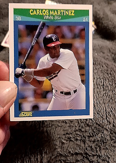 1989 Score #24 Carlos Martinez — front