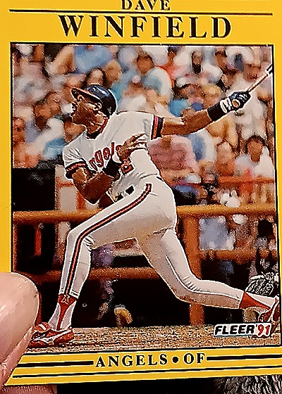 1991 Fleer #329 Dave Winfield — front