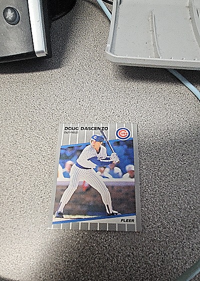 1989 Fleer #420 Doug Dascenzo — front