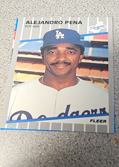 1989 Fleer #69 Alejandro Pena — front