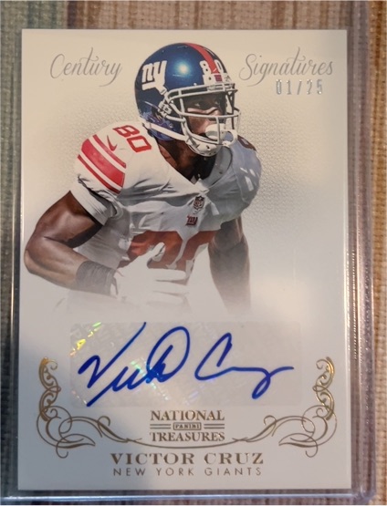 2013 Panini National Treasures Century Signatures #Victor Cruz — front