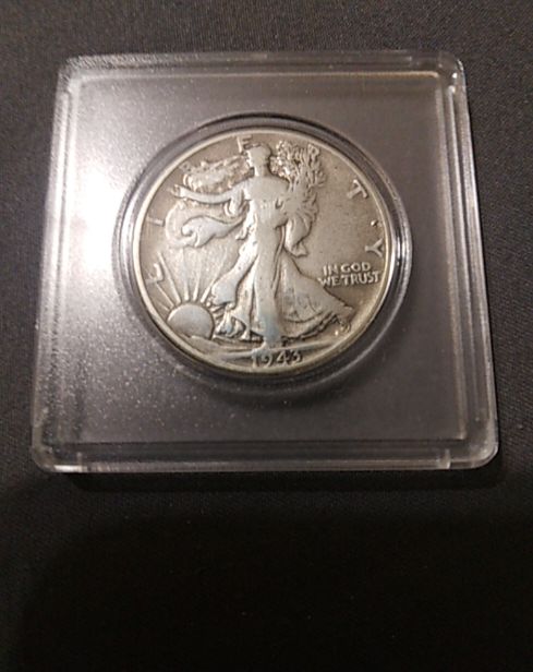 1945 Walking Liberty Half Dollar — front