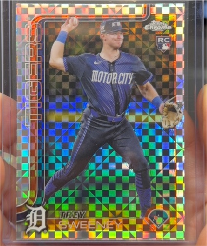 2025 Topps Chrome #6 Trey Sweeney — front