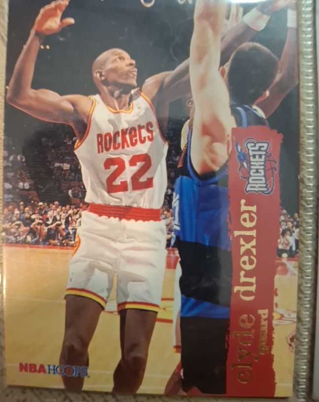 1995-96 Hoops #60 Clyde Drexler Houston Rockets — front