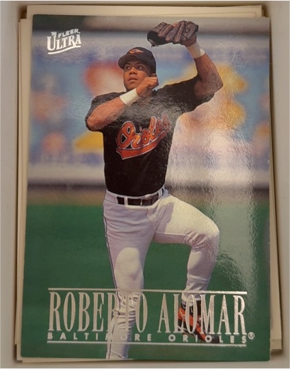 1996 Fleer Ultra #301 Roberto Alomar — front