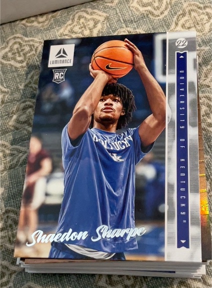 2022-23 Panini Chronicles Draft Picks Luminance #5 Shaedon Sharpe Rookie Card — front
