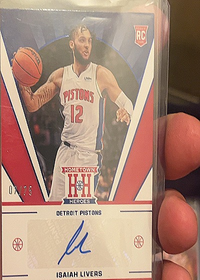 2021-22 Panini Chronicles Hometown Heroes Rookie Auto Isaiah Livers — front