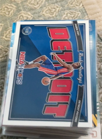 2022-23 Panini NBA Hoops #5 Jaden Ivey Rookie Greetings — front
