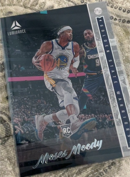 2021-22 Panini Chronicles Luminance #261 Moses Moody — front