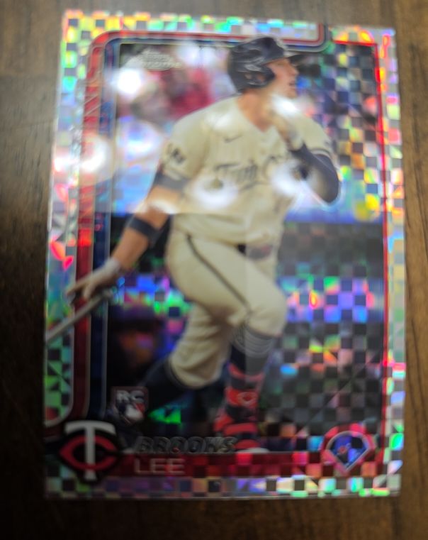 2025 Topps Chrome #234 Brooks Lee — front