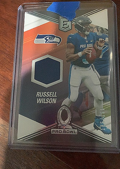 2019 Panini Elite Pro Bowl Patch #PB-10 Russell Wilson — front