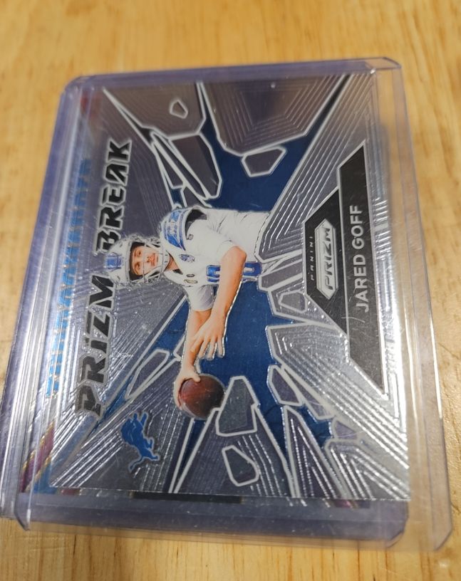 2024 Panini Prizm #9 Jared Goff — front