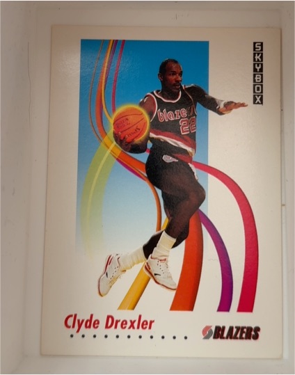 1991-92 SkyBox #237 Clyde Drexler — front